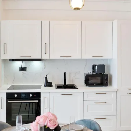 Apartment Gemini In Infinity