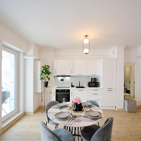 Apartment Gemini In Infinity *