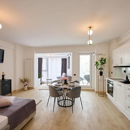 Apartment Gemini In Infinity