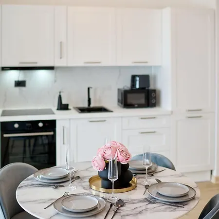 Apartment Gemini In Infinity